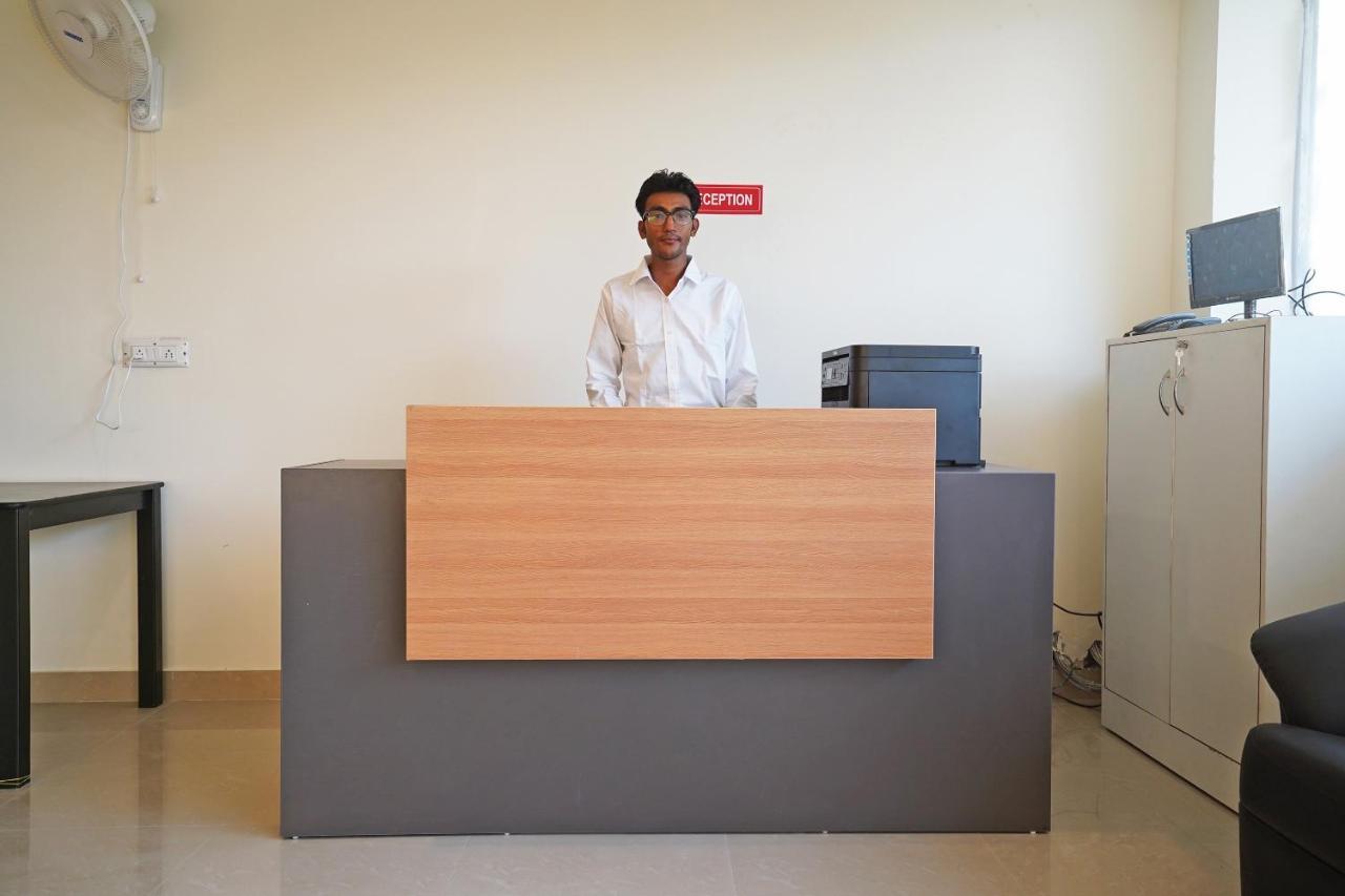 Oyo Flagship 77122 Gmd Vasundhara Ghaziabad Zewnętrze zdjęcie